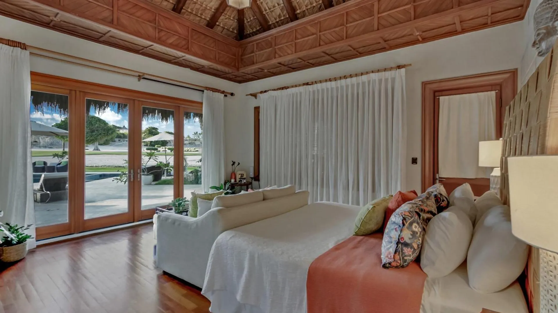 New Cap Cana Tropical Villa At Punta Espada With Private Cook, Housekeeping, Exclusive Beach Club Access Punta Cana