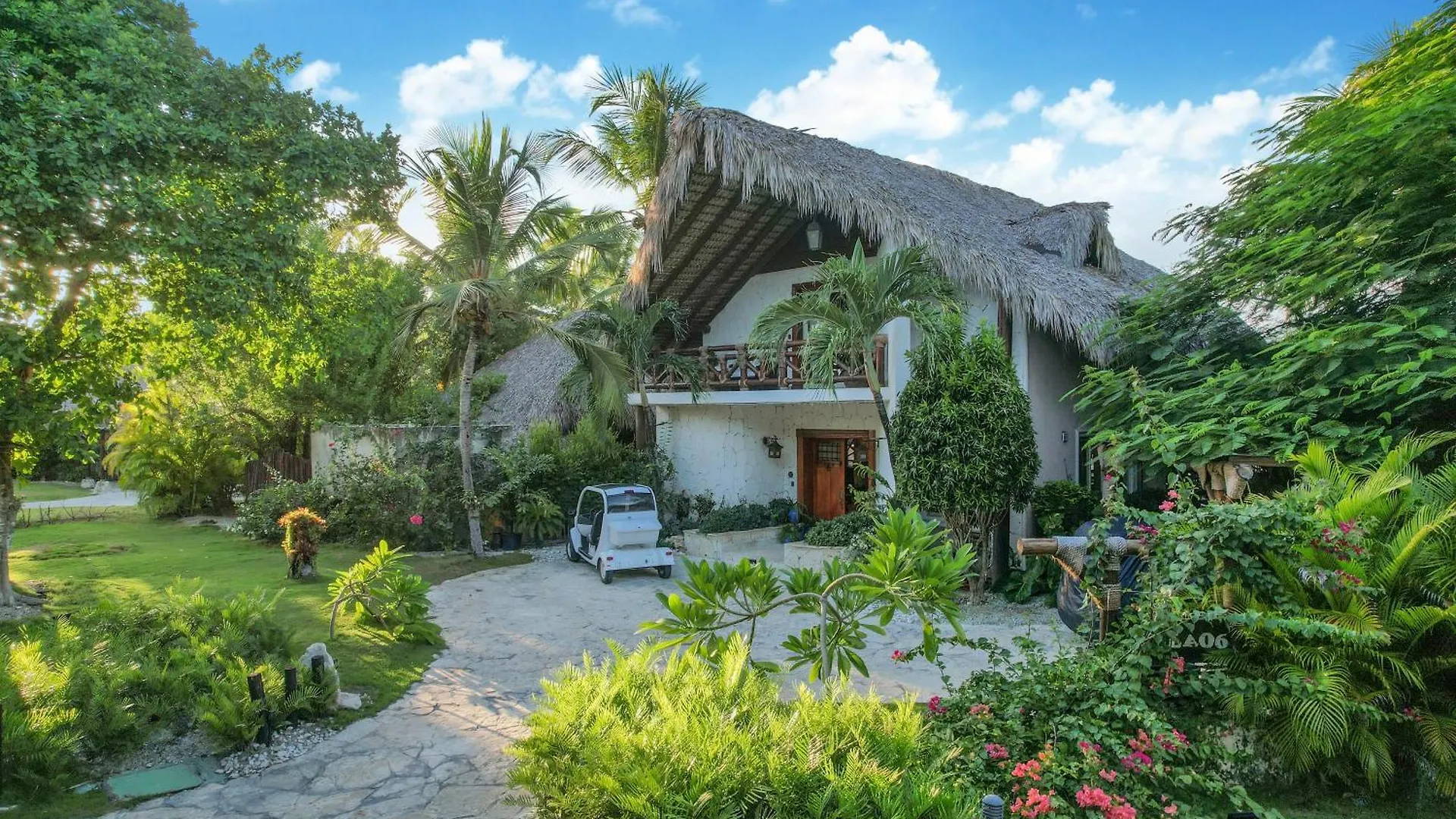 New Cap Cana Tropical Villa At Punta Espada With Private Cook, Housekeeping, Exclusive Beach Club Access Punta Cana